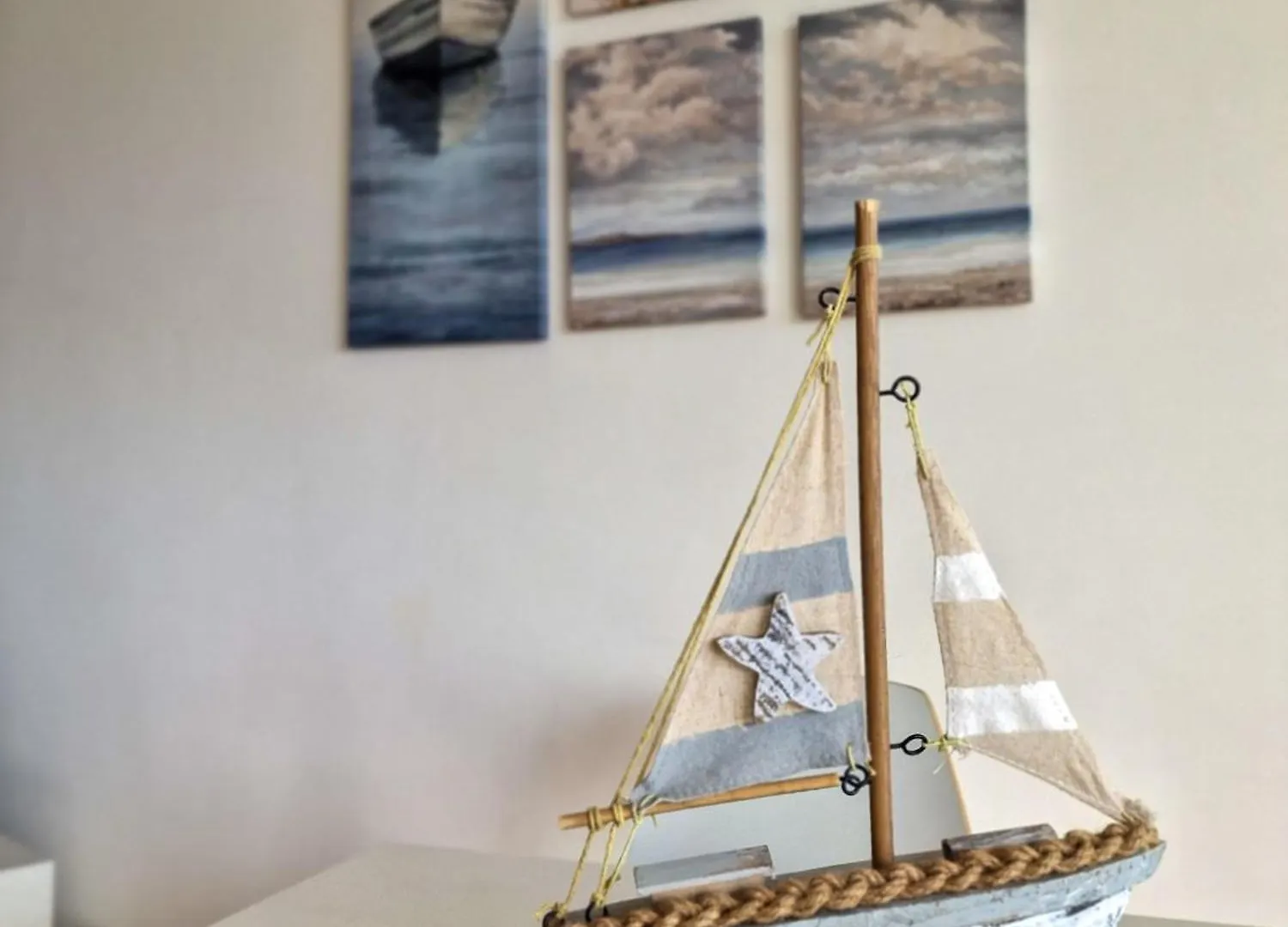 Casa Dos Cotas - Amazing Seaside Apartment With Balcony Cascais
